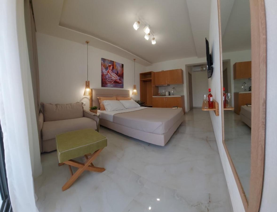 Wide Blue Luxury Boutique Suites 네오스마르마라스 외부 사진
